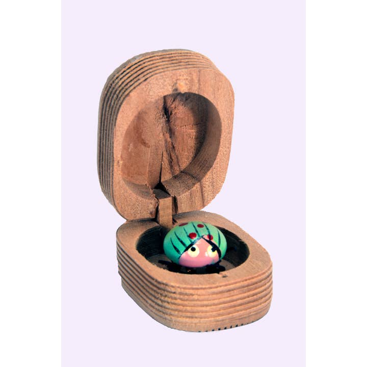 Bug in a Box for wholesale by Pawnee Bill’s