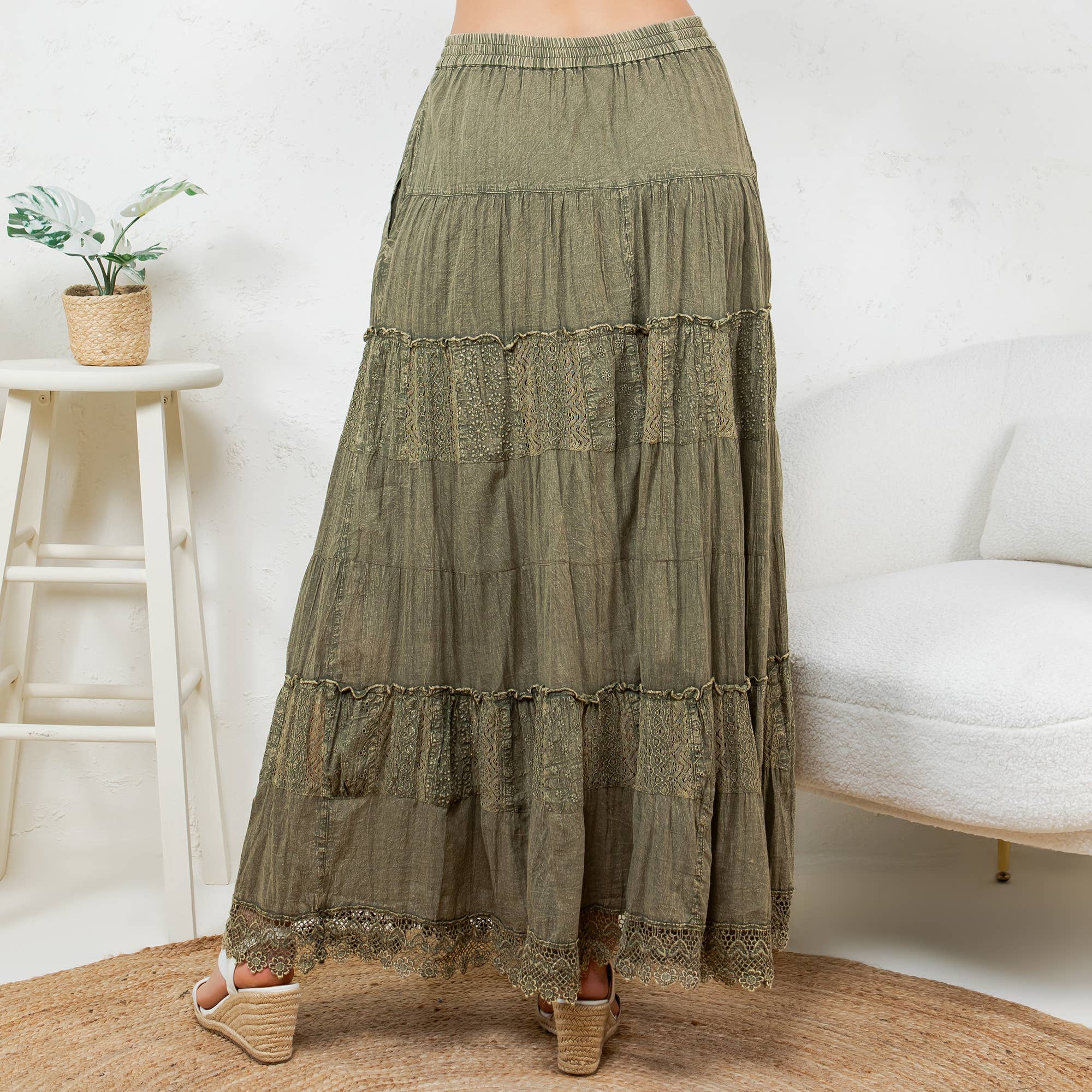 Young Threads - Wholesale Skirt - Women's - 7 Tiered Crinkle Lace Patchwork Skirt with Pocket17
