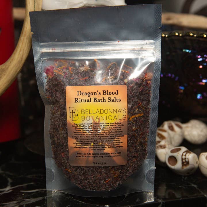 Sels de bain Dragon's Blood Ritual pour la vente par Belladonnas Botanicals