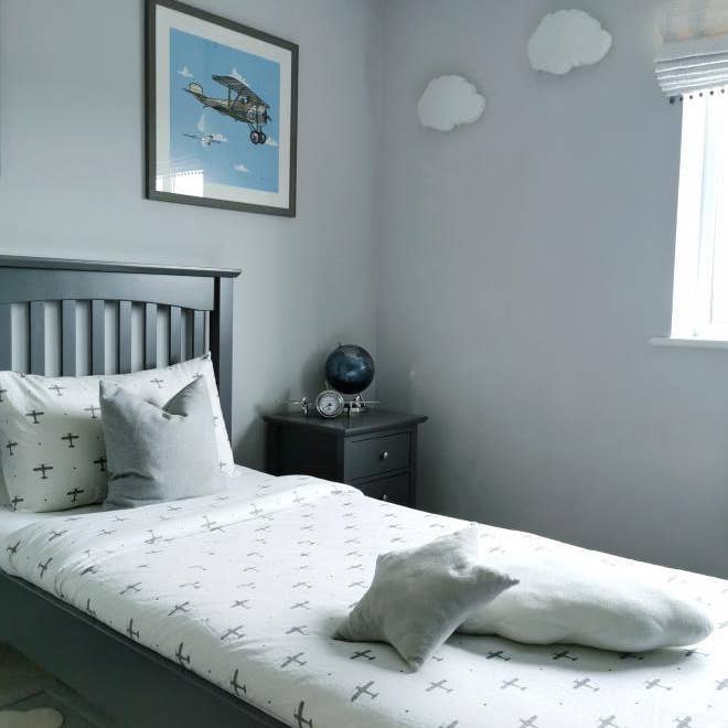 Addie & Harry – Großhandel Bettwäsche-Set – Kind & Baby – Mini-Flugzeuge-Bettwäsche-Set3