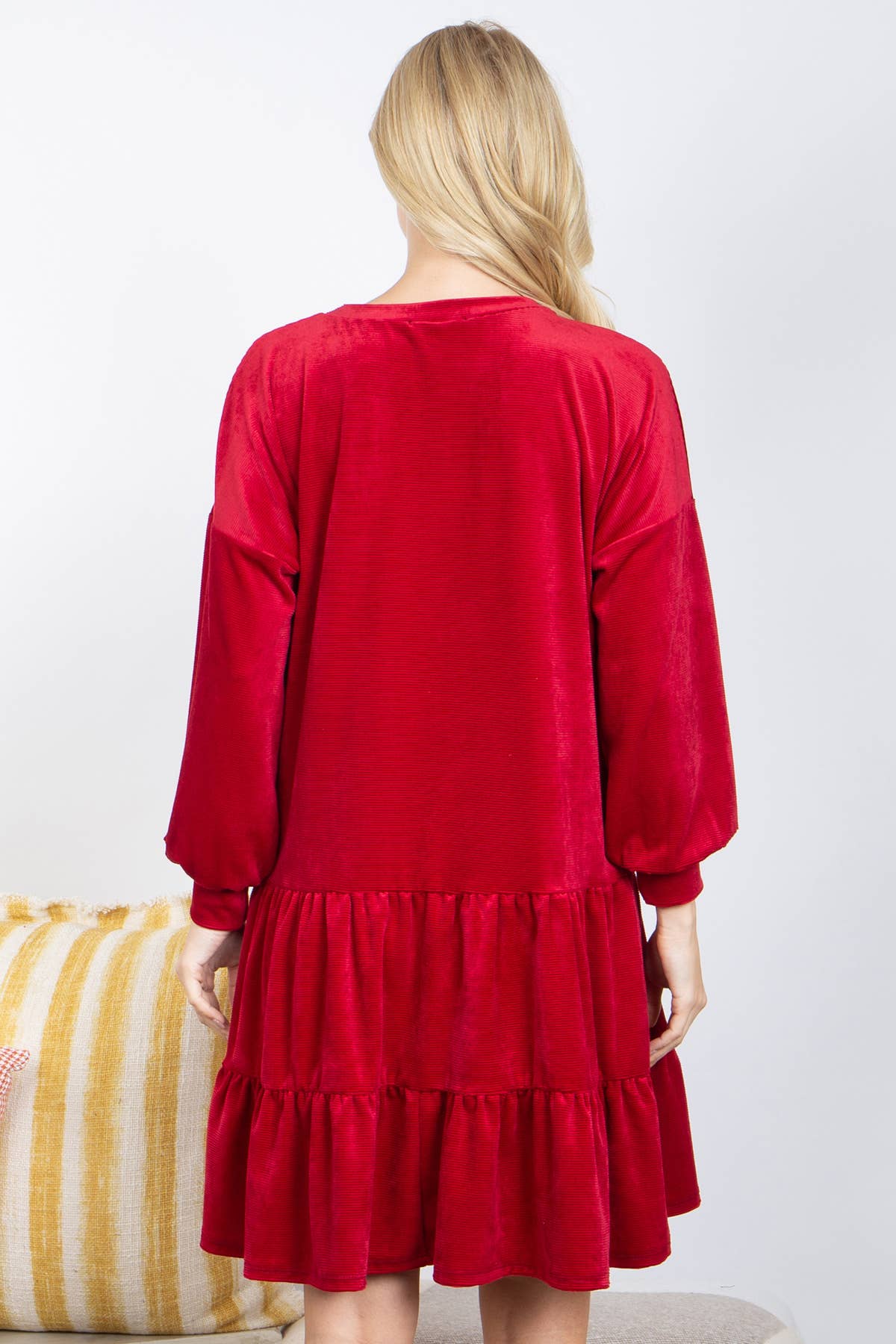 You & Me - Vente Robe – femme - MUD10021-ROBE SOLIDE À VOLANTS ET MANCHES BOUFFANTES - Automne 202513