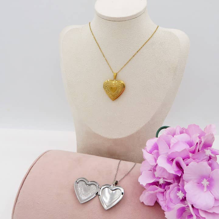 JUNIPER PORTAFOTO ~ACCIAIO inossidabile - Collana catena cuore bombè lavorato apribile for wholesale by Daemon srls