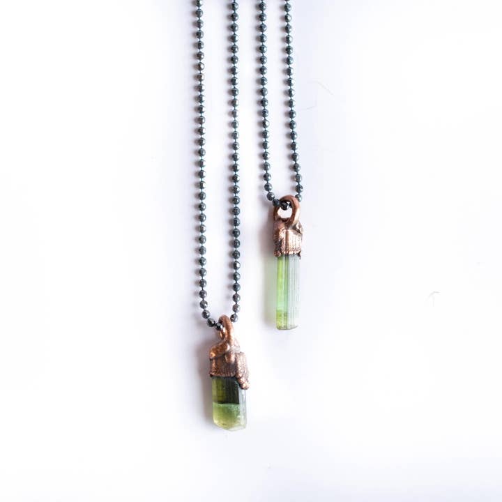 Halskette aus rohem Turmalin ZUM VERKAUF für den Großhandel von HAWKHOUSE