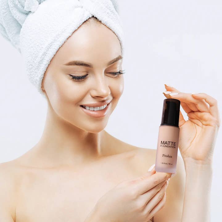 Efon International Corp. - Wholesale Foundation - Matte Foundation - Lightweight, Smooth & Oil-free Foundation43