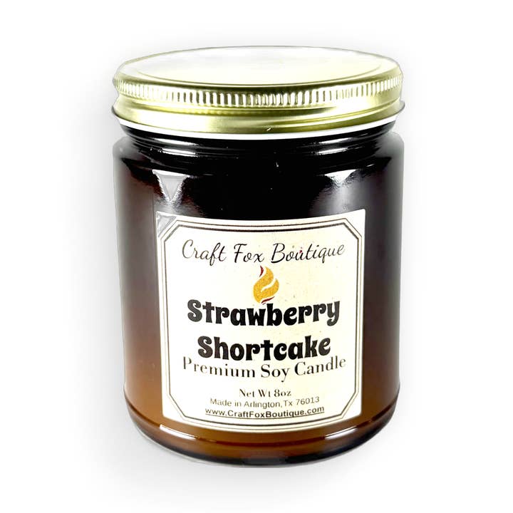 Candela di soia Strawberry Shortcake da 8 once per la vendita all'ingrosso da parte di Craft Fox Boutique