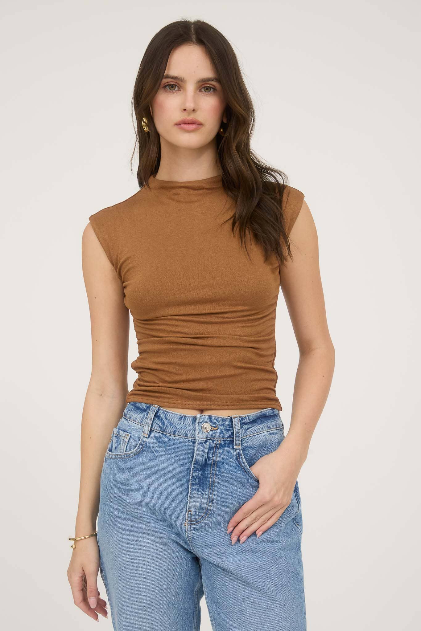 The Workshop Studio - Vente Haut en maille – femme - TOP EN MAILLE FRONCÉE À COL CHEMINÉE RÉVERSIBLE (PRÉ-COMMANDE)23