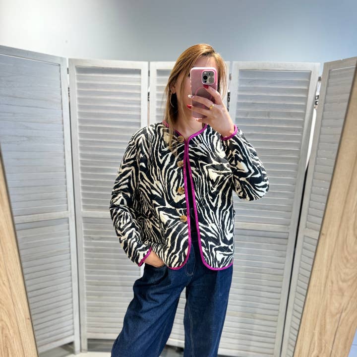 Gia045zebra and other Purchase Wholesale vidrinhos para lembrancinhas. Free Returns & Net 60 Terms on Faire trending on Faire.