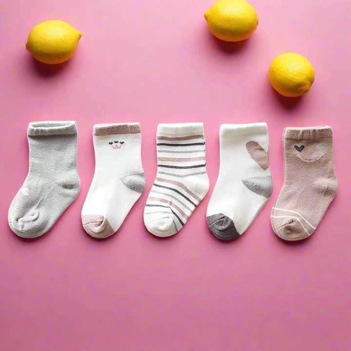 Calcetines infantiles con diseño de dibujos animados para venta al por mayor de KiddieKickz