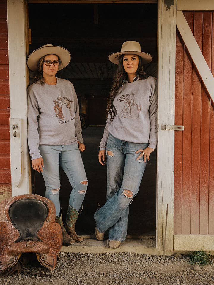 Ranch Mama met ronde hals voor wholesale door Wild Prairie Outpost