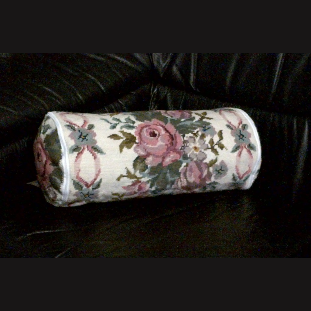 Eastern Sunrise Lace And Linens Inc. - Wholesale Throw Pillow Cover - Wool Needlepoint Ribbons & Roses Plus Special  Offer Package1