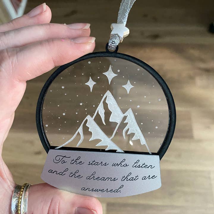 zoo&roo - Wholesale Ornament - Velaris court of dreams snowglobe acrylic ACOTAR ornament