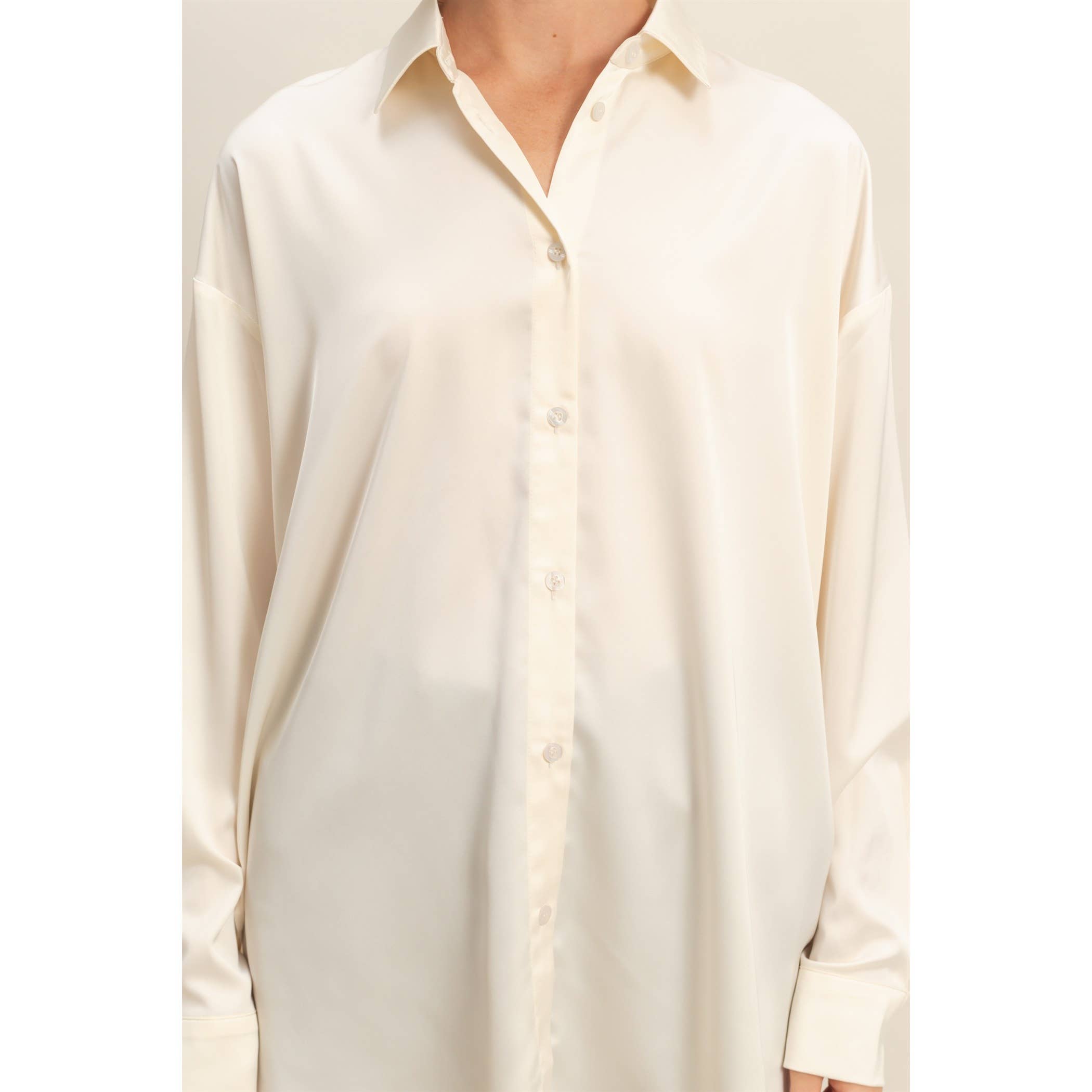 HYFVE - Venta al por mayor Blusa - Mujer - Camisa de satén de manga larga y corte holgado34