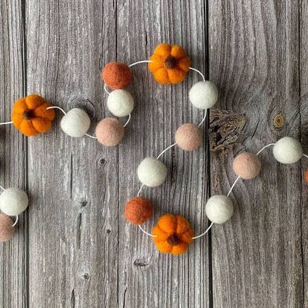 Pumpkin Spice - fall felt pom pom garland for wholesale by AKUKU
