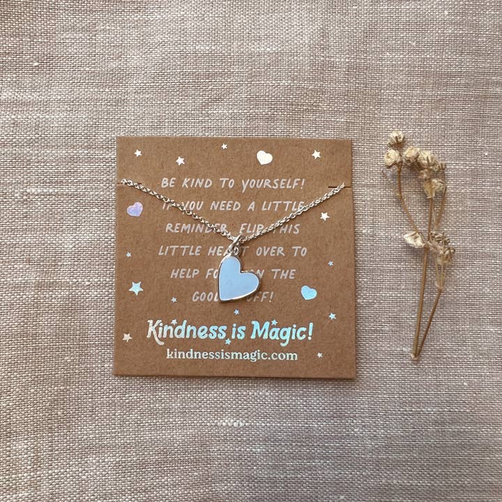 Kindness is Magic - Wholesale Halskettinghanger - Tiny Heart ketting met bevestigingen, alle kleuren12