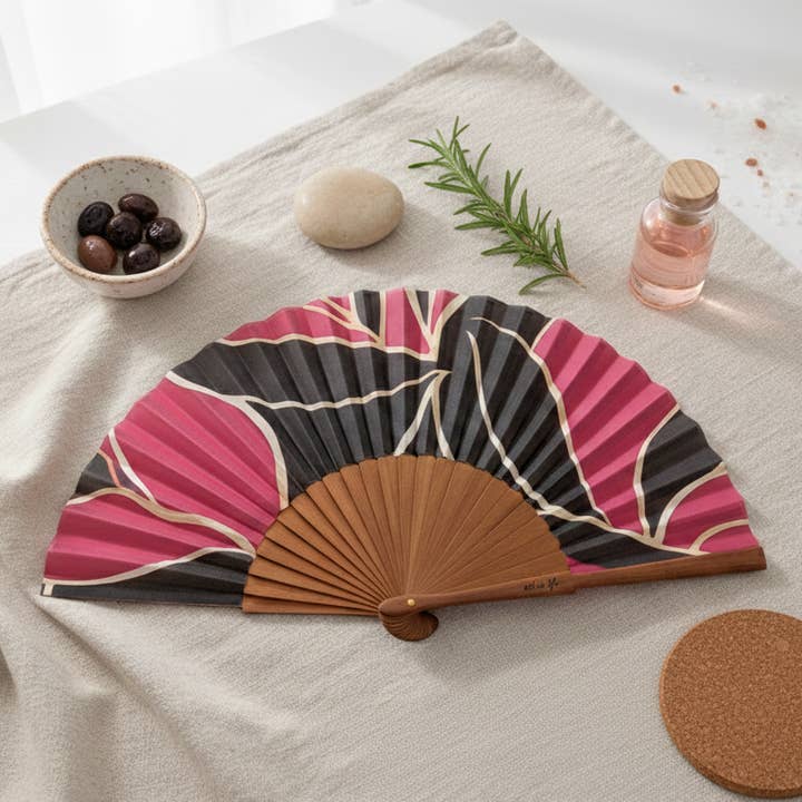 Éventail à main silhouette florale Blackpink | Élégant Magenta pour la vente par Sauga