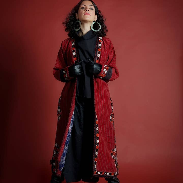 Rød silke turkmensk brugerdefineret for engroshandel hos Maral Kunst