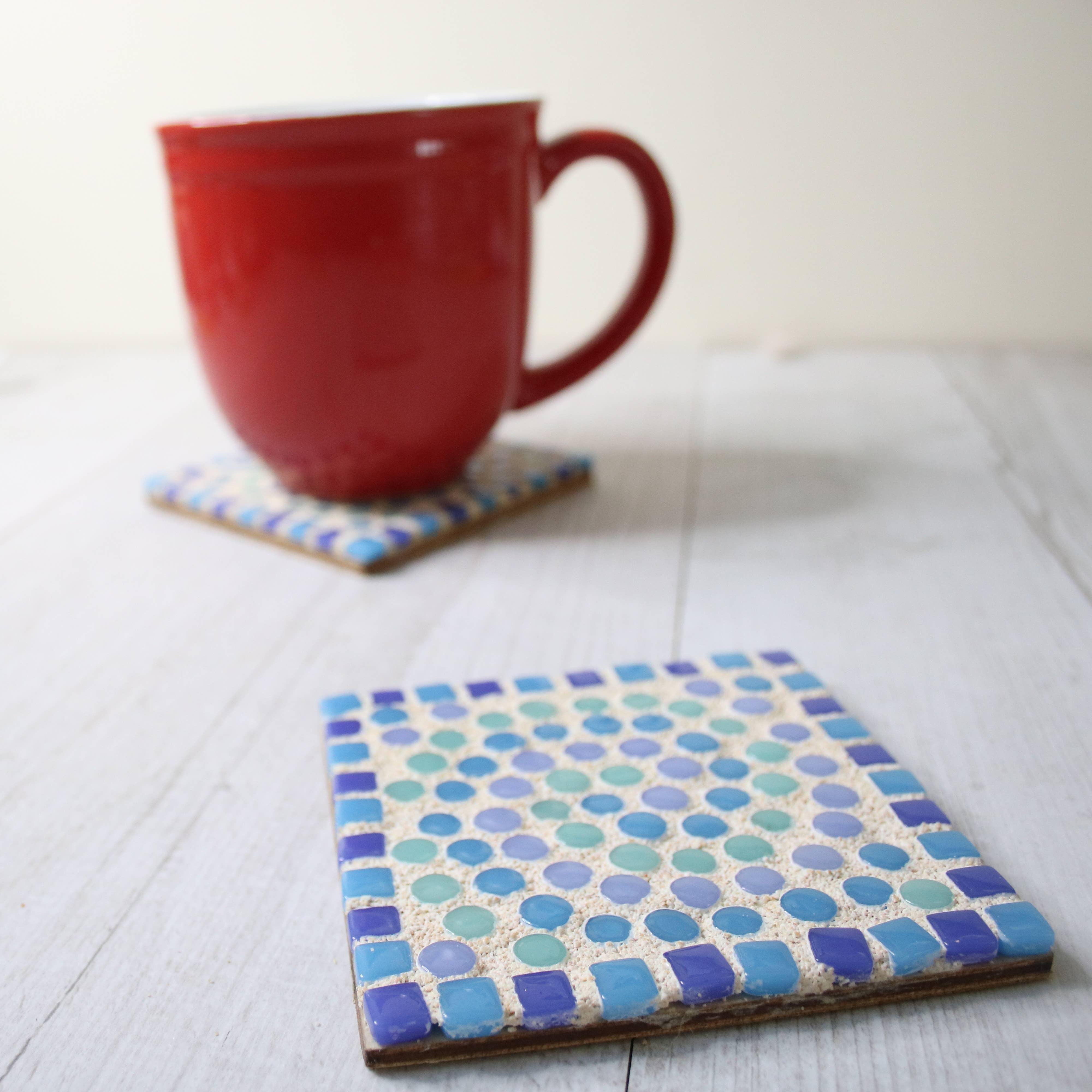 Crafty You Crafty Me - Vendita all'ingrosso Kit per lavoretti fai da te - Crafty You Crafty Me: kit per bricolage a mosaico con sottobicchieri blu, prodotto nel Regno Unito6