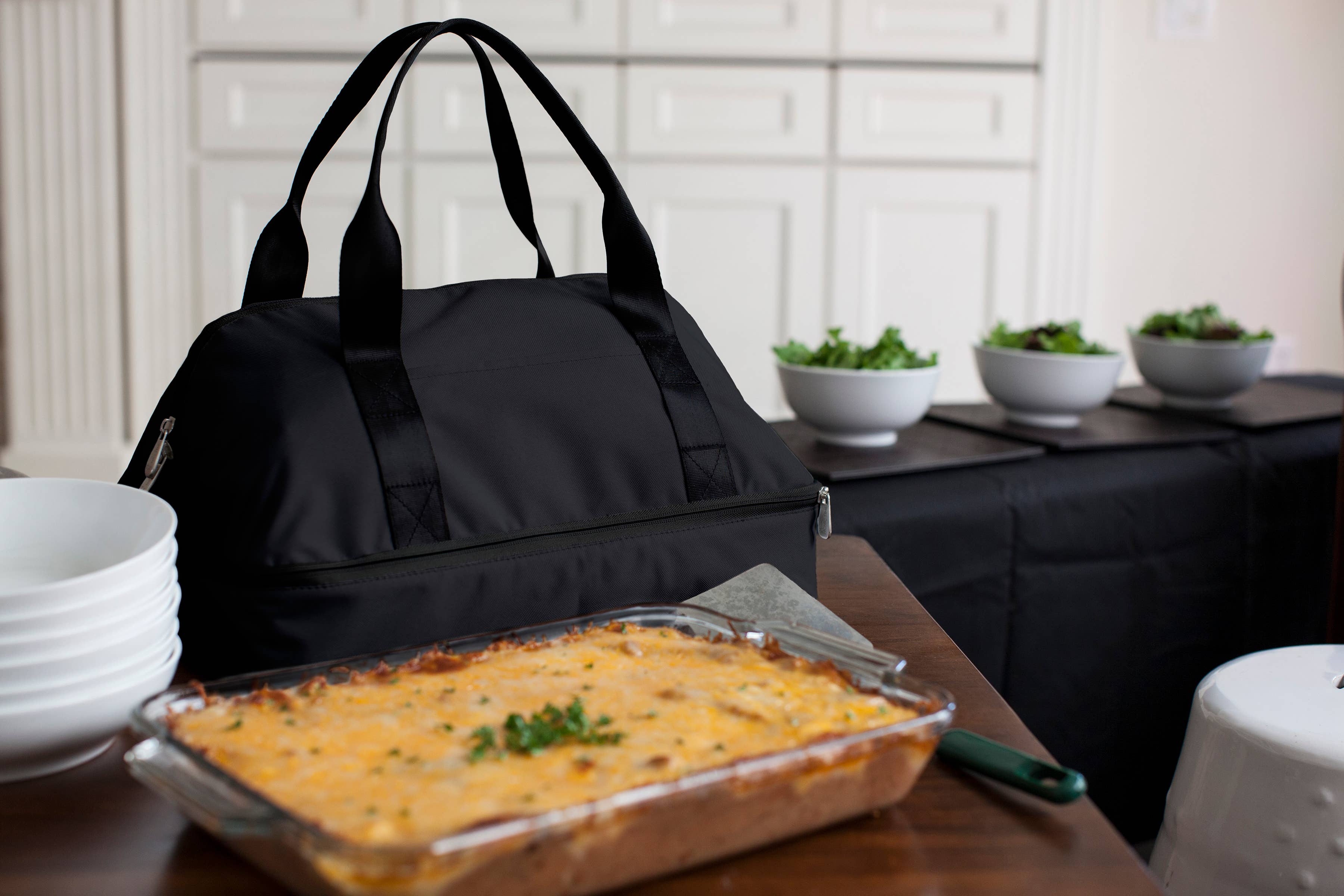 Black Potluck Casserole Tote for wholesale on Faire1