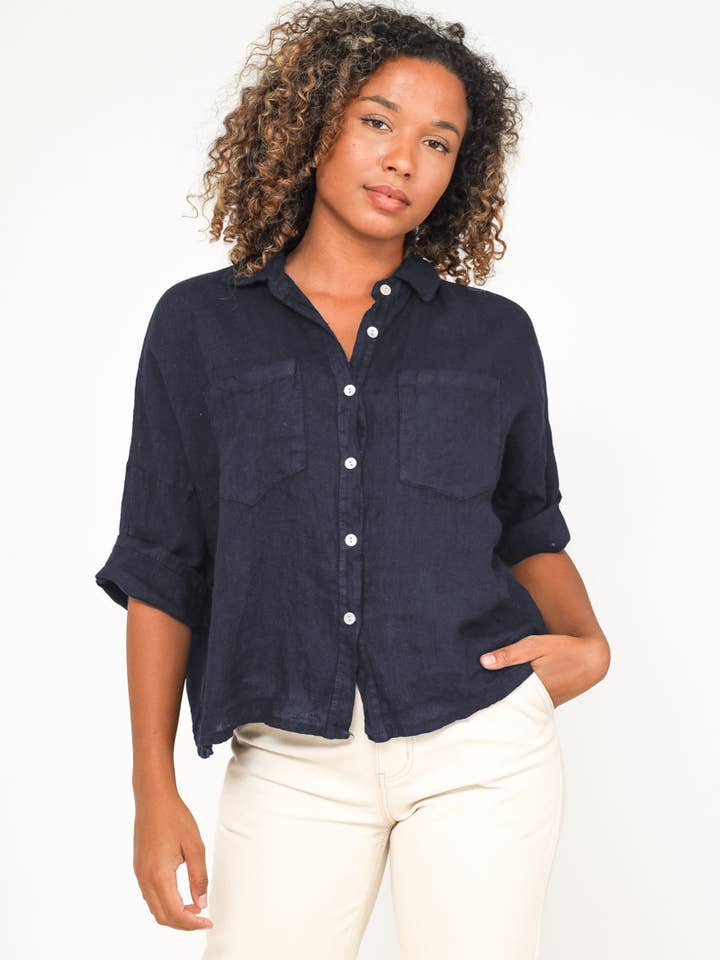 L'Emotion - Wholesale Buttoned-down shirt – Women's - Straight Cut Simple Shirt 100% Linen3