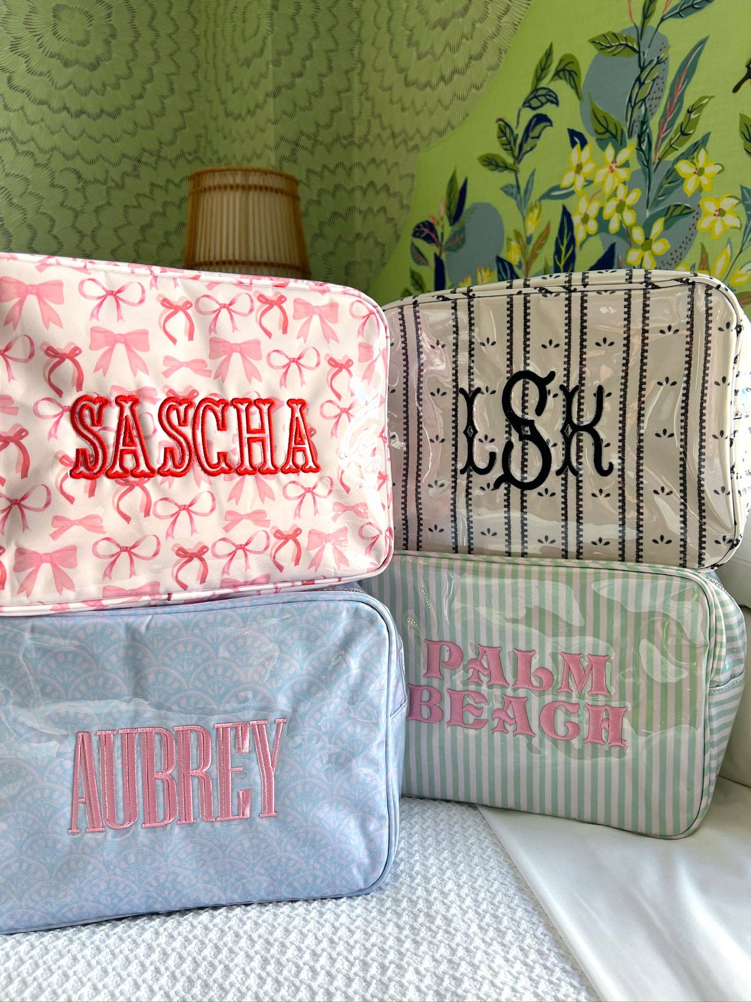 KENZKUSTOMZ - Vente Trousses de maquillage/cosmétique - Trousse de Toilette Clear Coat XL10