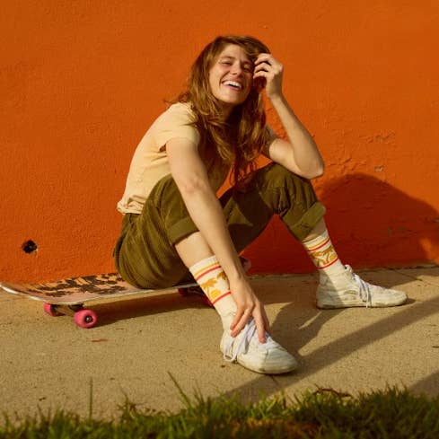 SOCCO - Wholesale Socks – Unisex - SOCCO x Sierra Prescott | Skateboard Summer Natural Crew3