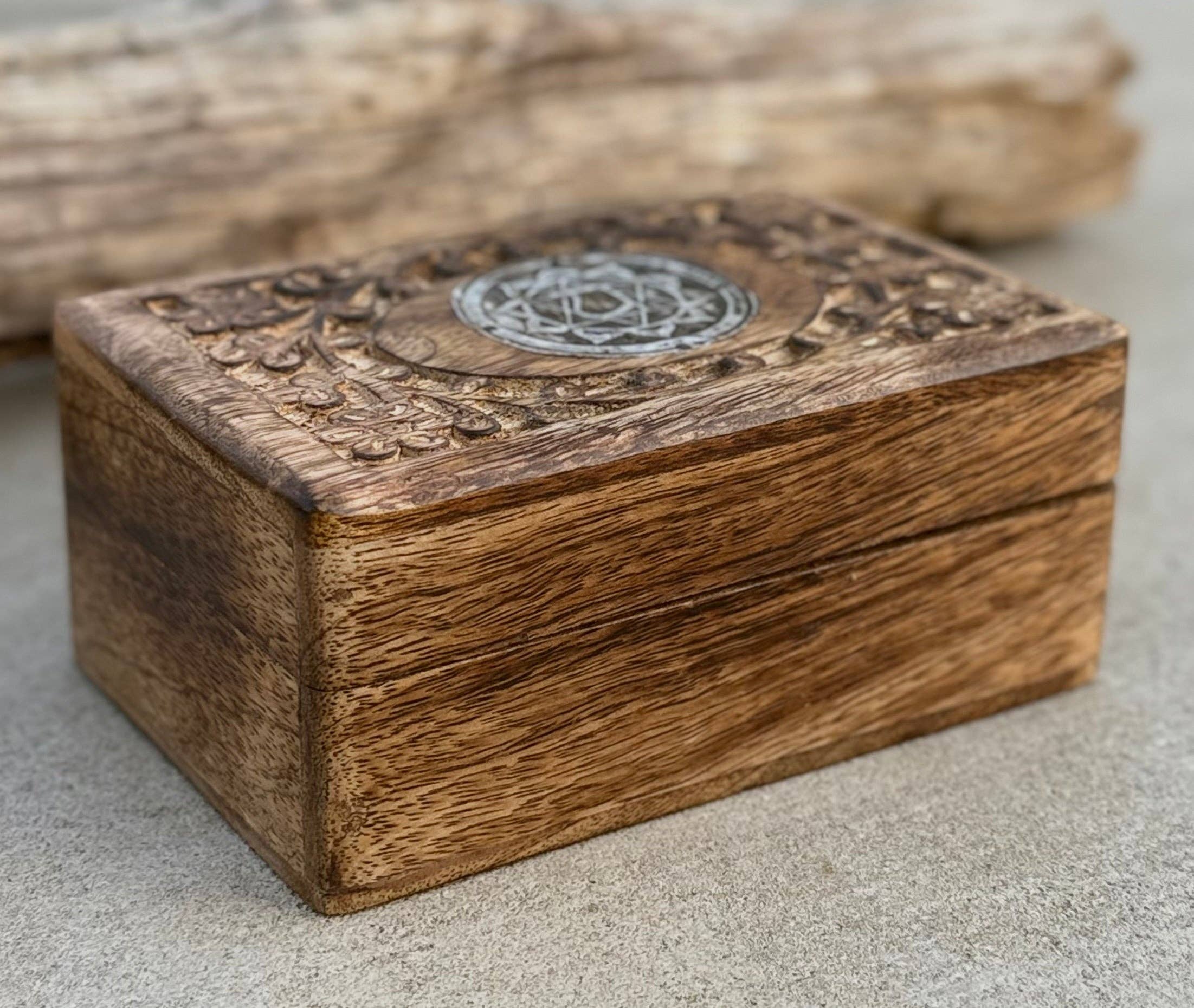 Lungta Imports - Venta al por mayor Collar de cuentas de oración - Mala natural de serpentina con nudos a mano, 108 cuentas, rosario para meditación, collar japa, incluye bolsa de seda gratis8