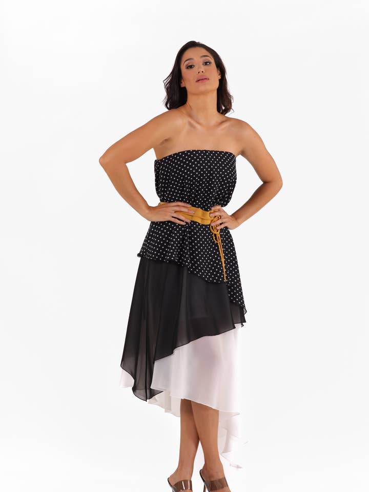 ROBE BUSTIER À TROIS COUCHES pour la vente par VKY&CO