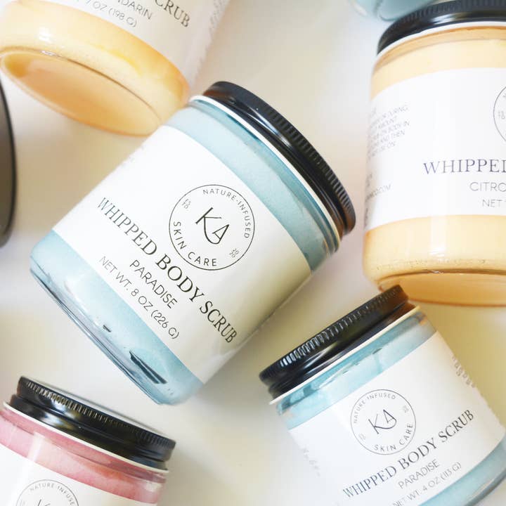 Gommages corporels fouettés - parfums estivaux, gommages moussants au sucre pour la vente par Karomni Co.