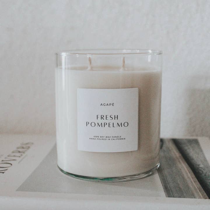 Agapé Candles – Großhandel Kerze im Glas / gefüllte Kerze – FRISCHE POMPELMO-KERZE 11 oz1
