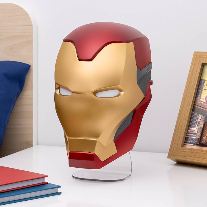 Paladone UK – wholesale Decorative figurine – Marvel Avengers Iron Man Mask Light