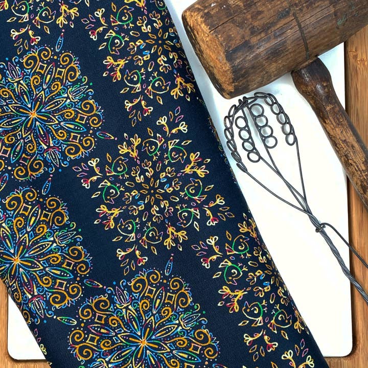 Torchon en lin, Lore of the Lorikeet pour la vente par Cher the Fire