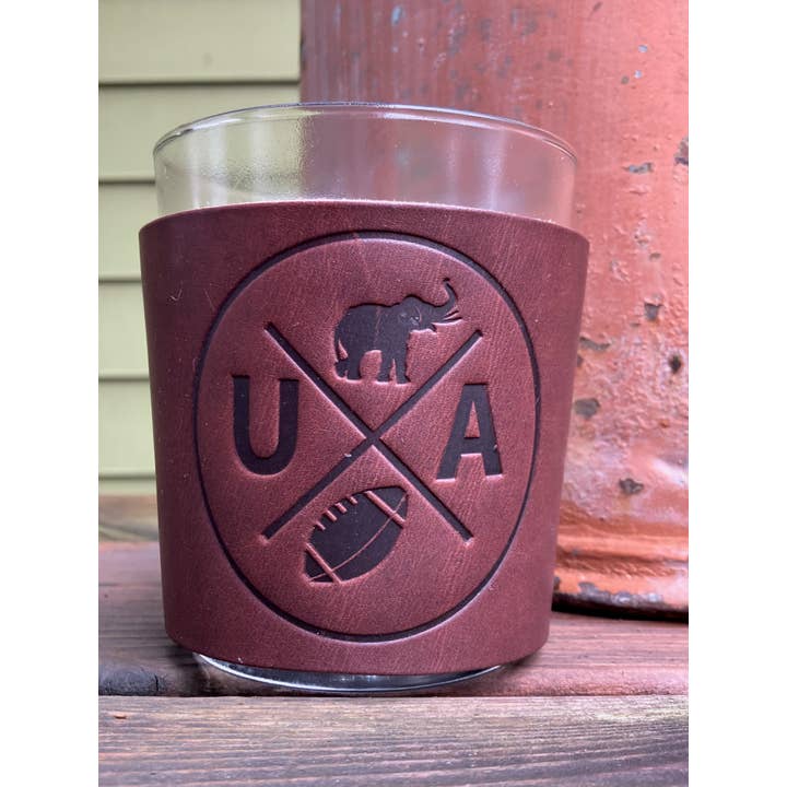 Verre à whisky enveloppé de cuir - Alabama Football pour la vente par Jimmyrockit