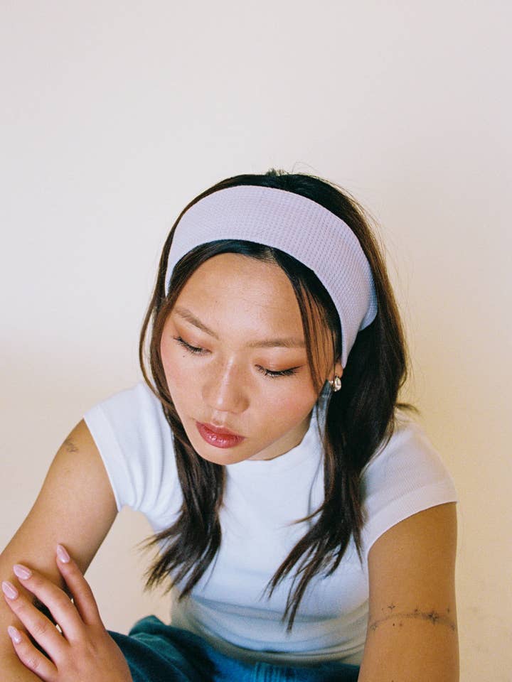 De Waffle hoofdband in lila voor wholesale door Arc + Bow