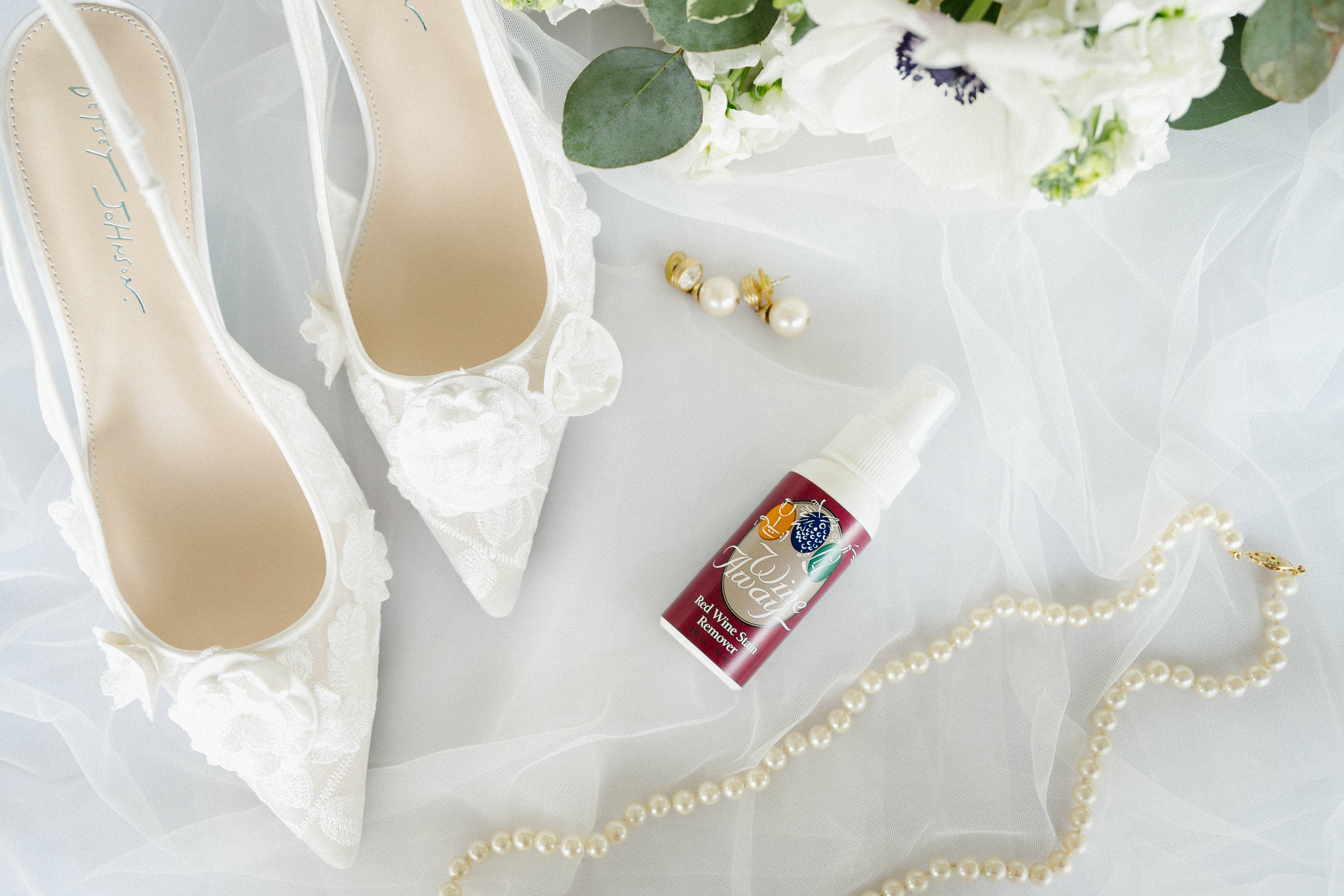 Wine Away - Wholesale Retailer Display - Home & Living - Wine Away® Red Wine Stain Remover – 2 oz CDU (12 per CDU)7