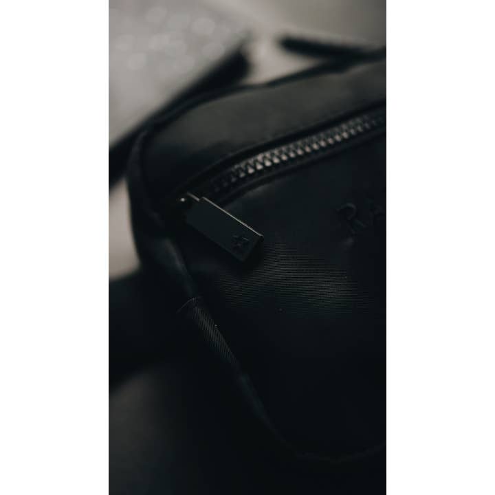 Rad & Happy - Wholesale Belt Bag - Kids - Blackout Rad Pack15