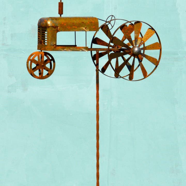 Elegant Garden Design - Wholesale Garden/Lawn Stake - Tractor Spinner Stake2