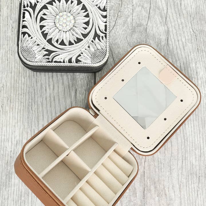 SP Sophia Collection - Vente Boîte/rangement à bijoux - Boîte à bijoux de voyage en métal avec plaque de tournesol ornée de cristaux1