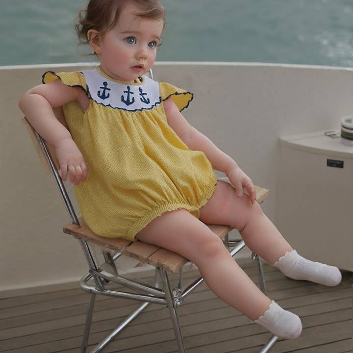 Burbuja de manga de ala de ángel con anclas de cuadros amarillos smocked para venta al por mayor de Hello Bebes!