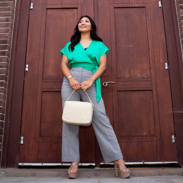 Bella White para venta al por mayor de La Coutts