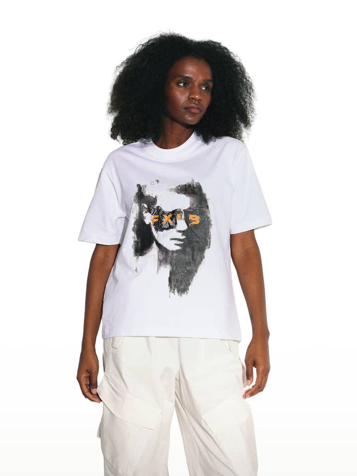 Tee "Romantisizm" for wholesale by FOXYLAB New York