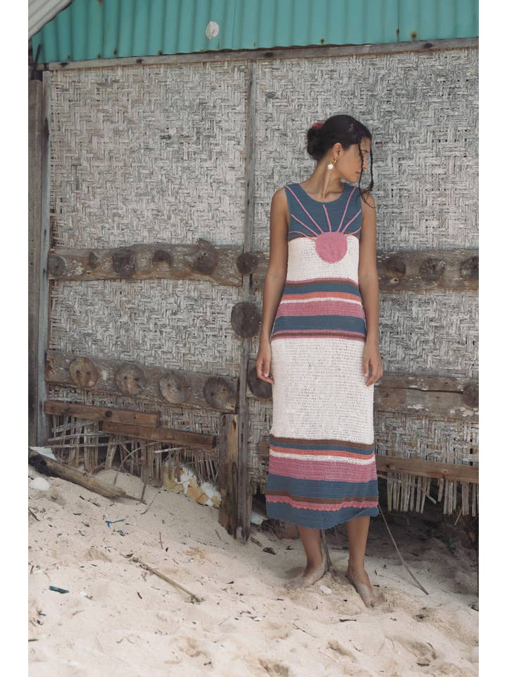 Isla Sol - Wholesale Dress – Women's - Sun Kissed Maxi Dress1