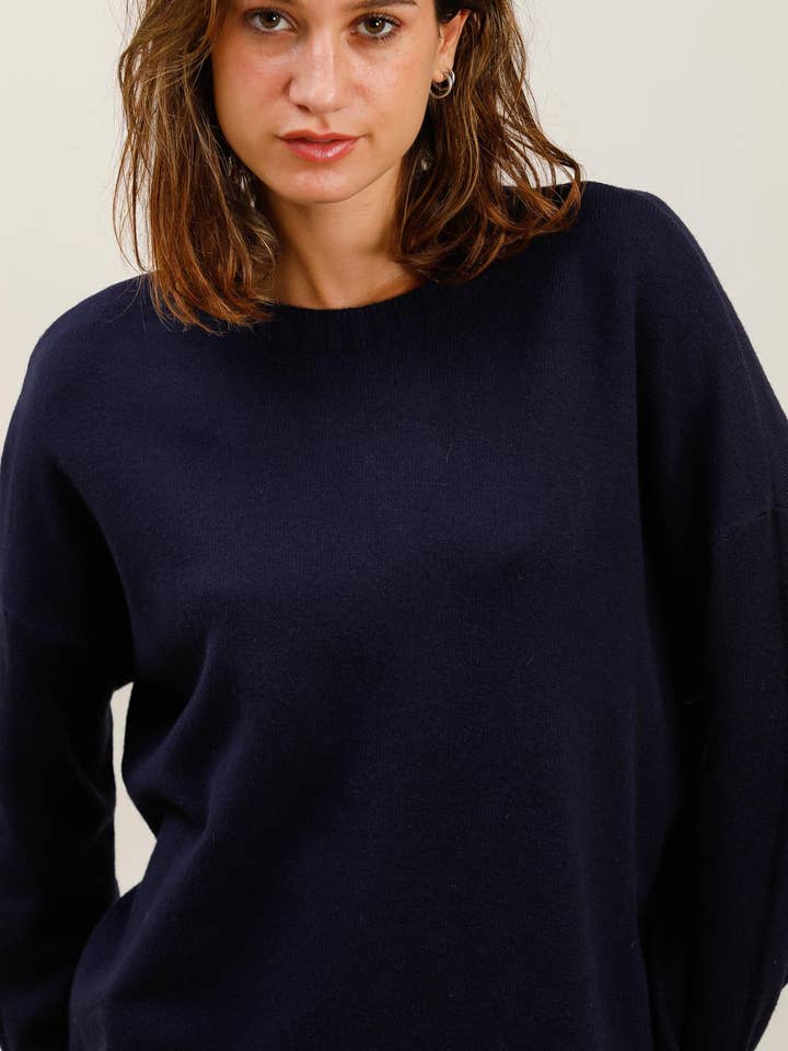 DIX-ONZE - Wholesale Lounge Set - Women's - 2-Piece Set in Soft Knit – Comfort & Elegance1