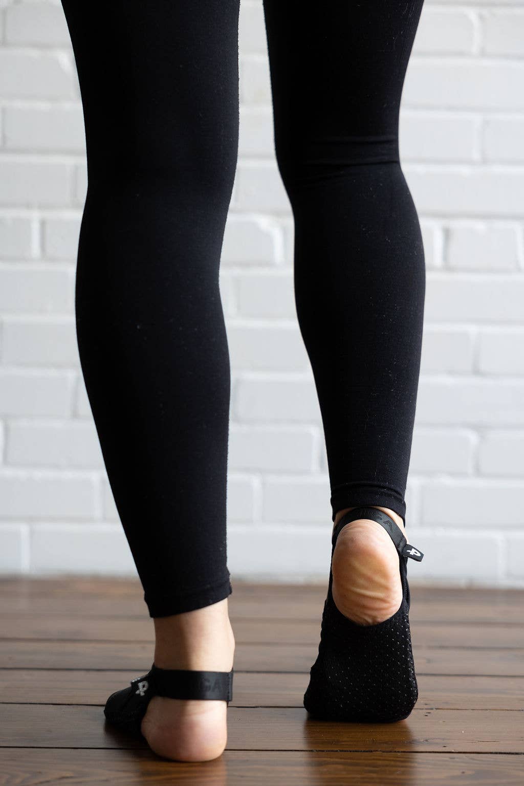 PIGA - Vente Chaussettes – femme - PigaLite™ Chaussettes antidérapantes de stabilité pour yoga, pilates et fitness20