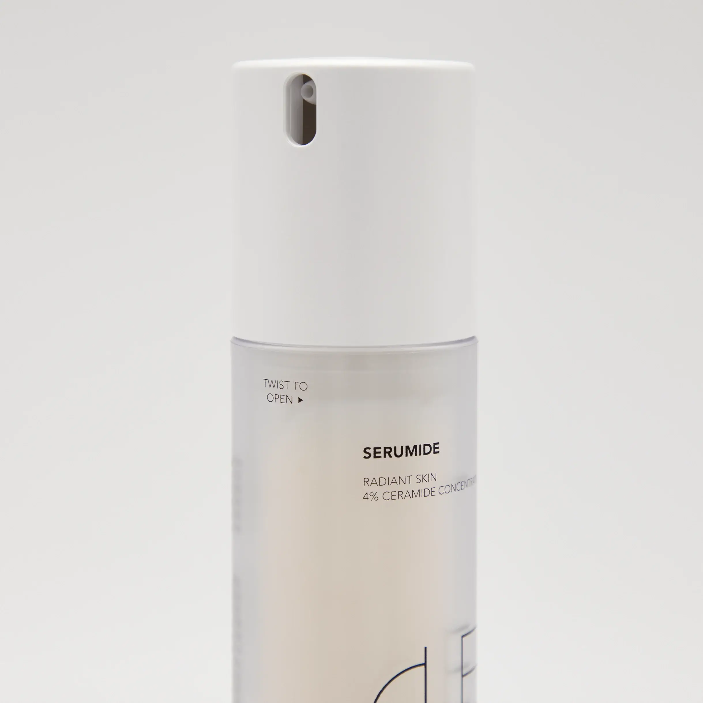 CLE Cosmetics – wholesale Facial serum/concentrate – Serumide - Ceramide Serum4