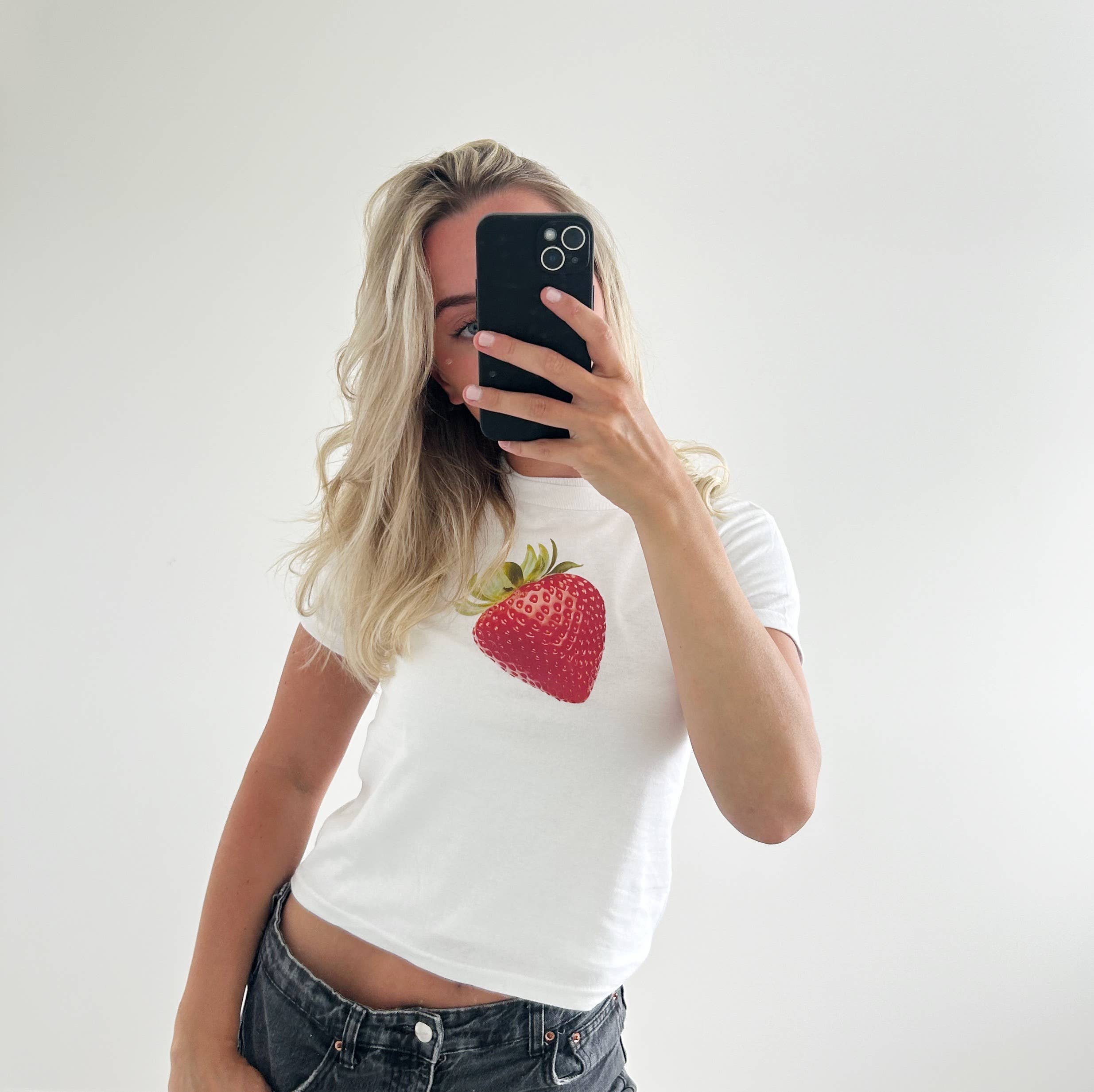 ZZZEBRAAA LIMITED - Vendita all'ingrosso Maglietta serigrafata - Donna - T-shirt corta baby tee con stampa fragola sexy in stile Y2K anni '902