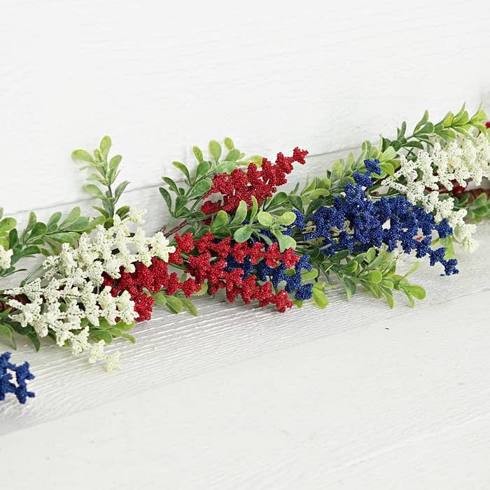 Impressive Enterprises, Inc. - Wholesale Bunting/Garland - 31211- 4ft Garland-Red White Blue Heather with Boxwood