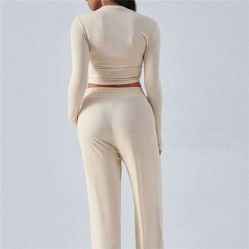 Plush Looks – Engroshandel Loungesæt - Dame – Langærmet sportsæt med bukser i ren farve2