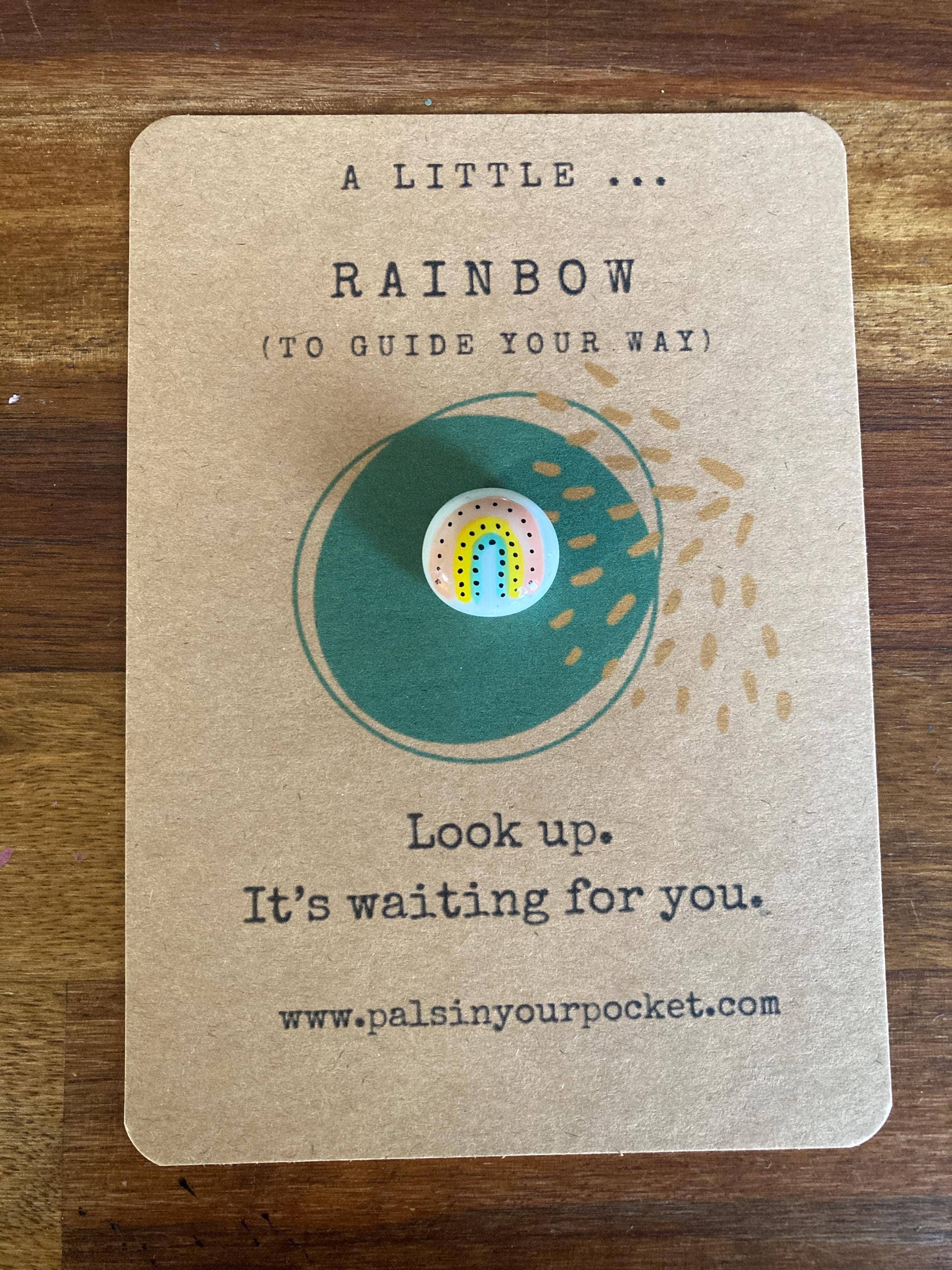 Pals in your Pocket - Vendita all'ingrosso Moneta/gettone ricordo - Abbraccio Tascabile di Positività Arcobaleno & Pietra Portafortuna Antistress4