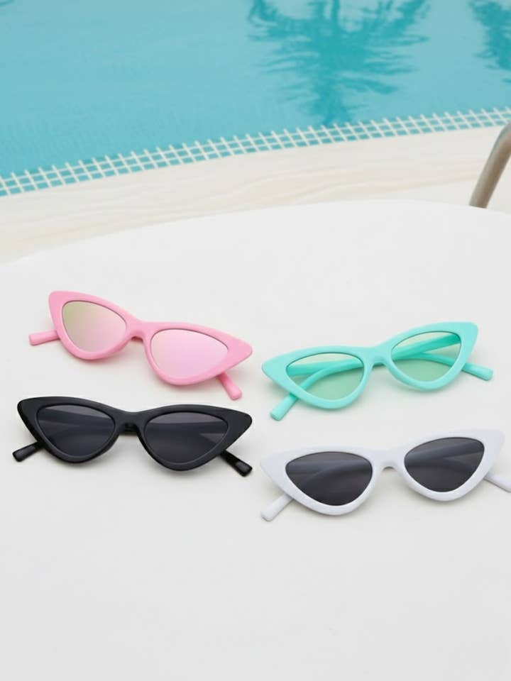 Sunset Chic Cat-Eye Sunglasses for wholesale by Mia Belle Girls • Wholesale