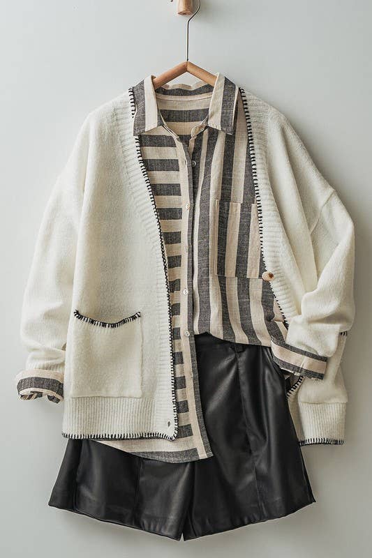 IVOIRE Cardigan en maille décontracté à boutons avec surpiqûres contrastées en vente sur Faire8